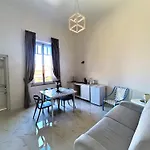 Allegra & Apartment