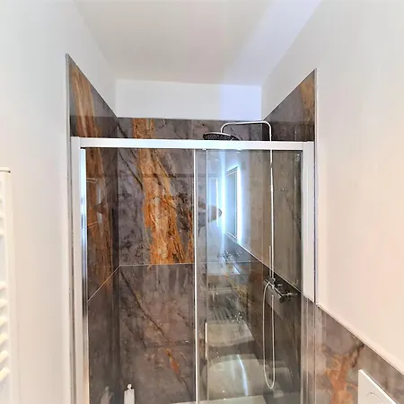 Allegra & Apartman *