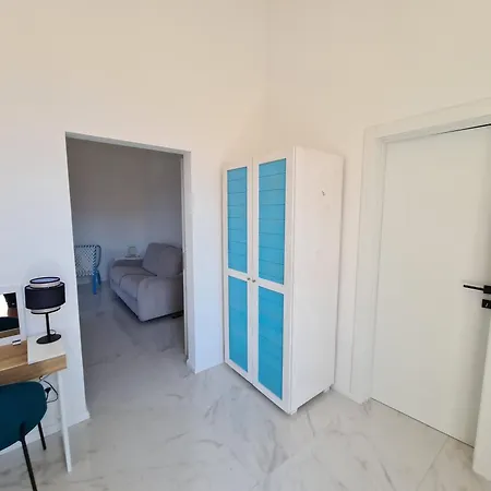 Apartman Allegra & *