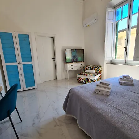 Allegra & * Viareggio