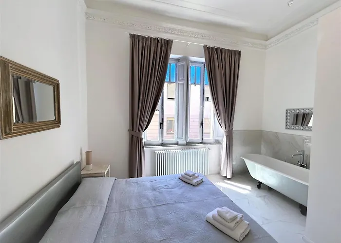 Allegra & * Viareggio