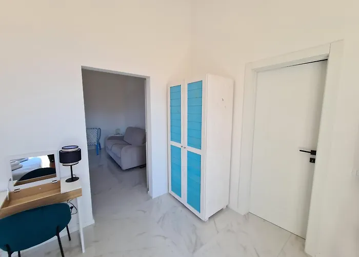 Apartman Allegra & *