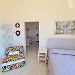 Allegra & Viareggio