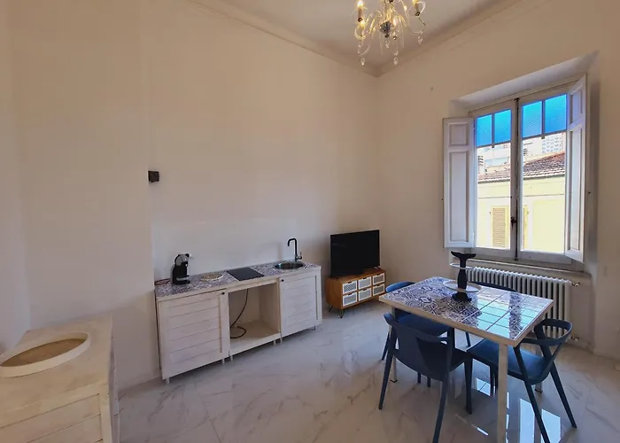 Διαμέρισμα Allegra & *